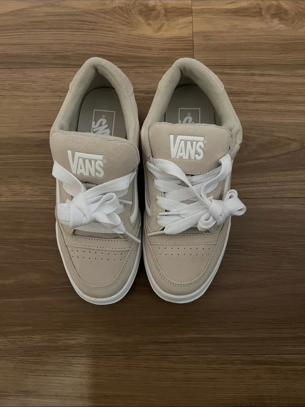 Women’s 6.5/Men’s 5 Vans Beige Suede Sneakers with White Stripe